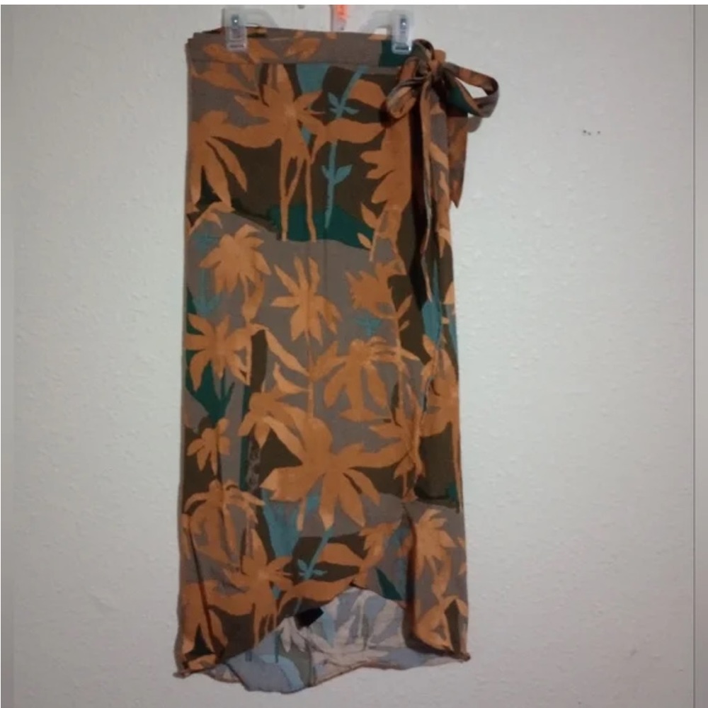 & Other Stories Tropic Print Midi Wrap Skirt
